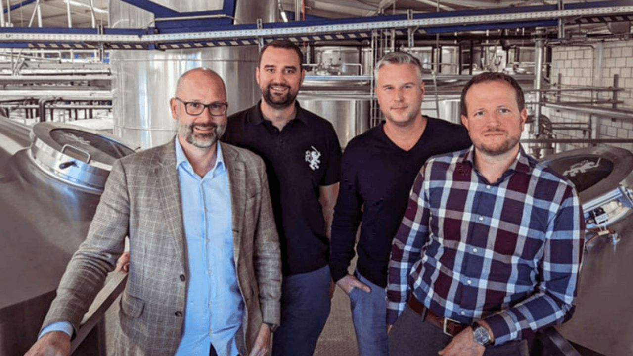 On the joint path to a novel meat substitute product made from Swiss raw materials: the project partners Philip Bucher (Founder & CEO Chopfab Boxer AG), Patrick Thomi (Technical Manager Chopfab Boxer AG), Christoph Nyfeler (Owner Circular Food Solutions Switzerland AG) and Michael Rittenauer (Maltiply GmbH for Circular Food Solutions Switzerland AG).