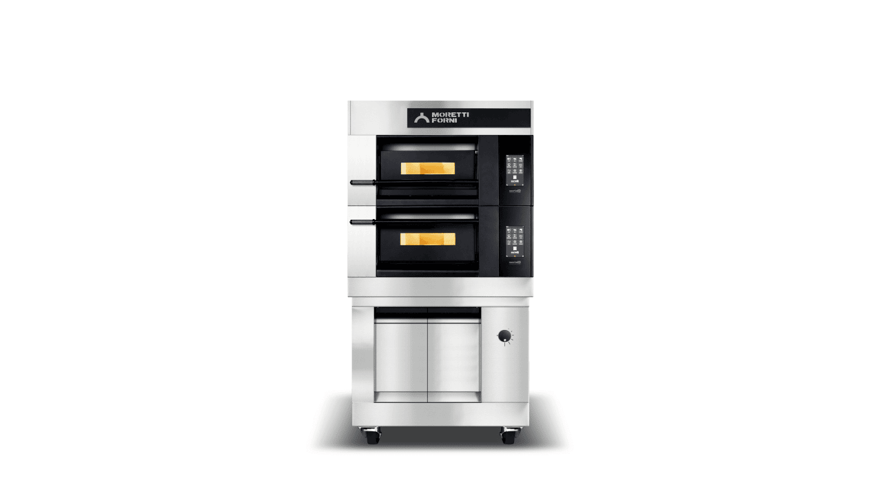 Moretti Forni serieX (model X50E) pizza oven with two baking chambers.