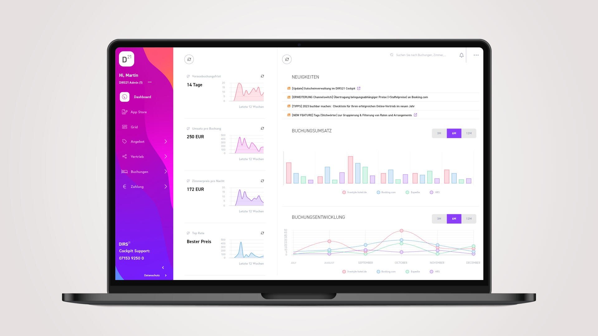 Ein Laptop zeigt eine Dashboard-Oberfläche mit Diagrammen, Grafiken und einem Menü in der Seitenleiste auf Deutsch an. Der Bildschirm zeigt Datenvisualisierungen, Benachrichtigungen und Navigationsoptionen auf einem weißen Hintergrund mit lila und rosa Akzenten.