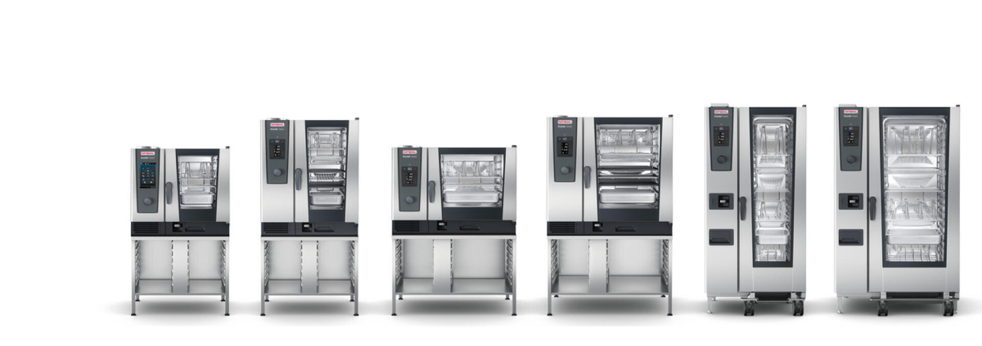 Une série de six fours de cuisine industrielle de différentes tailles, tous en acier inoxydable avec des portes en verre et des panneaux de commande exposés sur un fond blanc.
