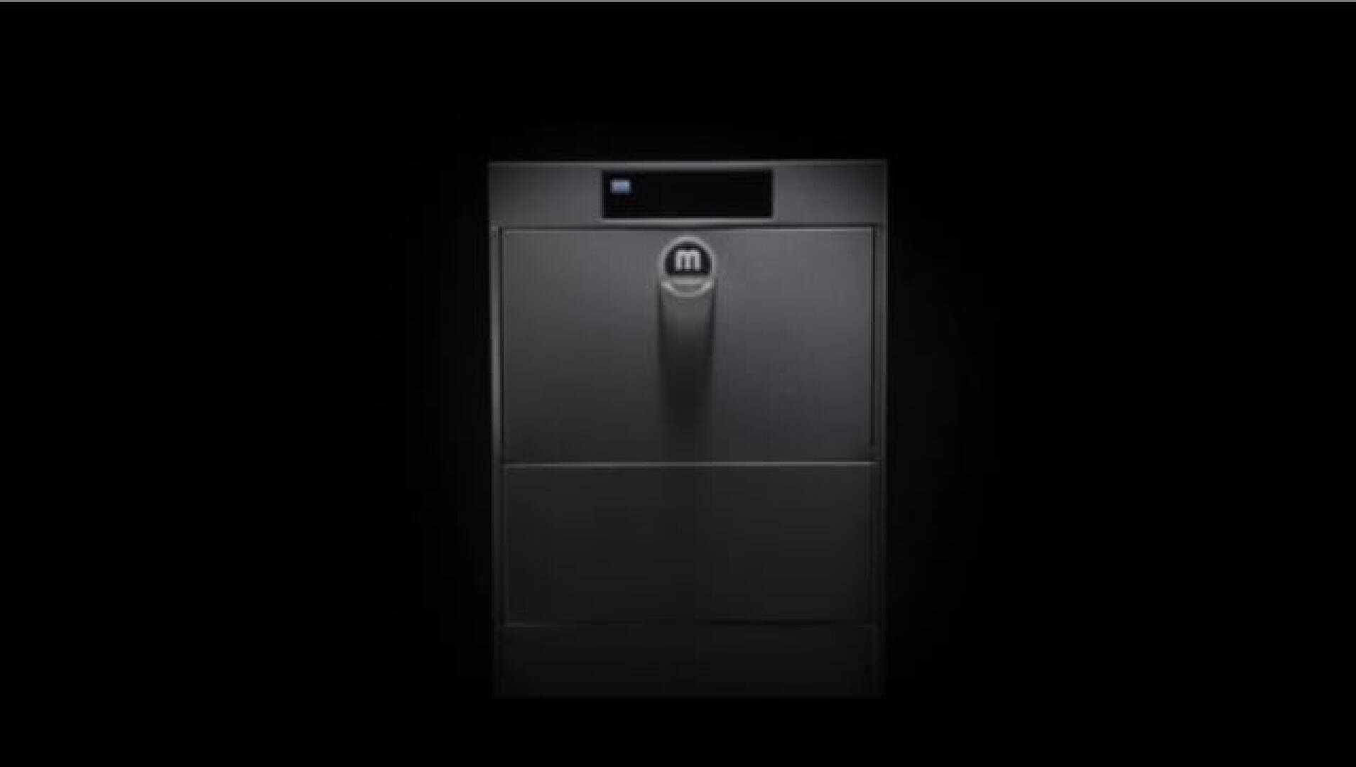 Ganz gleich, ob Sie die M-iClean U im Gastraum unter der Theke platzieren oder doch lieber im Spülbereich Ihrer Küche: Die Gastro-Spülmaschine M-iClean U macht sich dort klein, wo Sie mehr Platz für Ihre Gäste brauchen – kommt aber gross raus, wenn es darum geht, Gläser und Geschirr sauber zu spülen. 