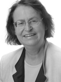 Prof. Dipl. oec. troph. Ulrike Arens-Azevêdo